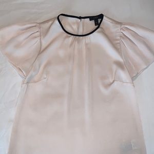 Women: J.Crew Blouse in Light Pink (Size 00)